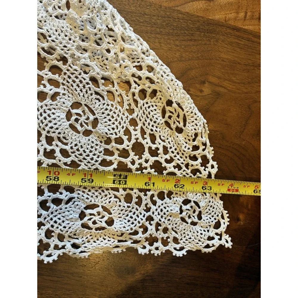 Vintage Lovely Large Hand Crocheted Lace Tablecloth 71x63